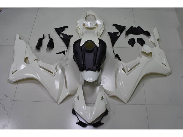 Best CBR 1000 RR 2017-2023 - Bianco Nero Best CBR 1000 RR 2017-2023 - Bianco Nero