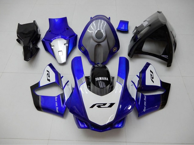 Best R1 2015-2019 - Blu Bianco Best R1 2015-2019 - Blu Bianco