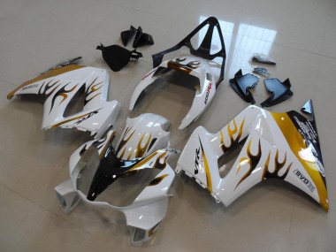 Best VFR 800 2002-2013 - Bianco Oro Nero Fiamma
