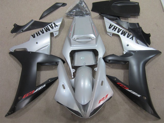 Best R1 2002-2003 - Argento Nero Best R1 2002-2003 - Argento Nero