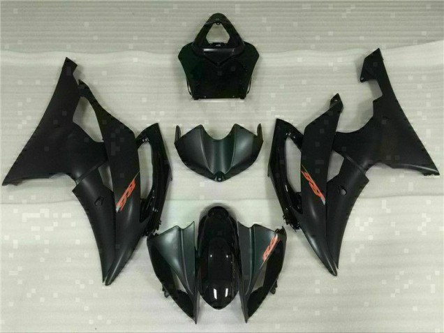 Best R6 2008-2016 - Nero Best R6 2008-2016 - Nero